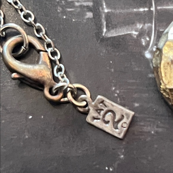 TAT 2 DESIGNED DOUBLE HORN BRUSHED GOLD HAMMERED NECKLACE GP - Picture 3 of 8